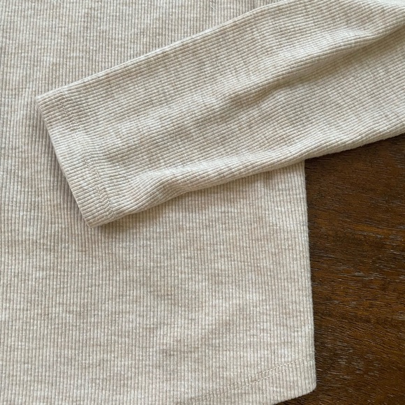 American Eagle Henley V-neck Long Sleeve T Shirt Women’s XL Oatmeal Snaps - Picture 4 of 8